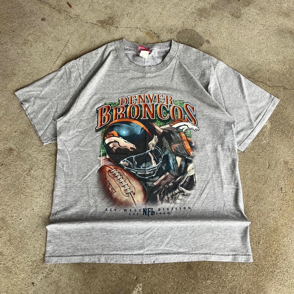 Denver Broncos Gray Short Sleeve Tee